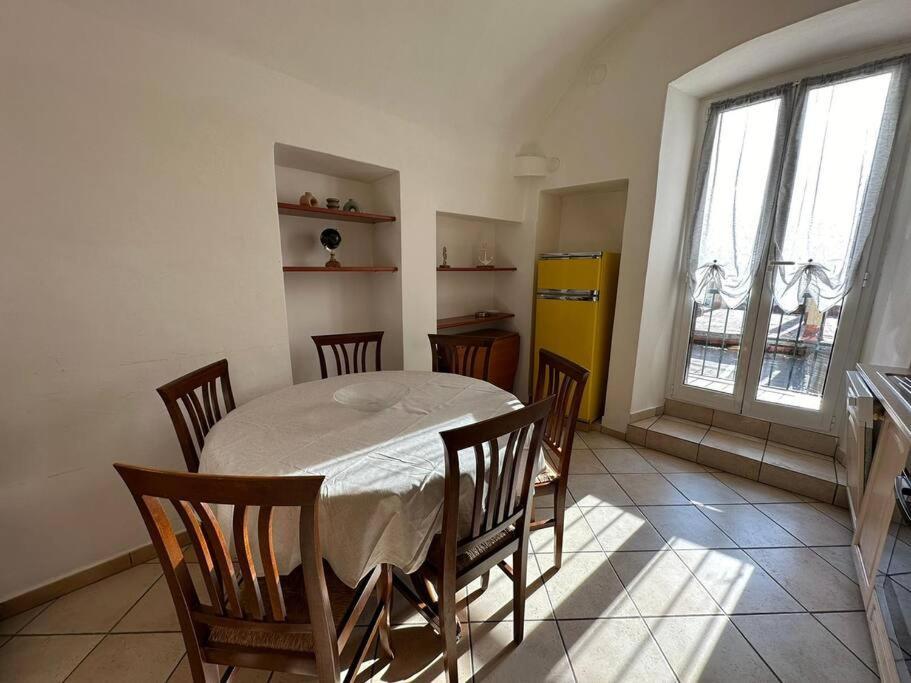 2 Passi Dal Mare Di Alassio Ampio Trilocale Extérieur photo