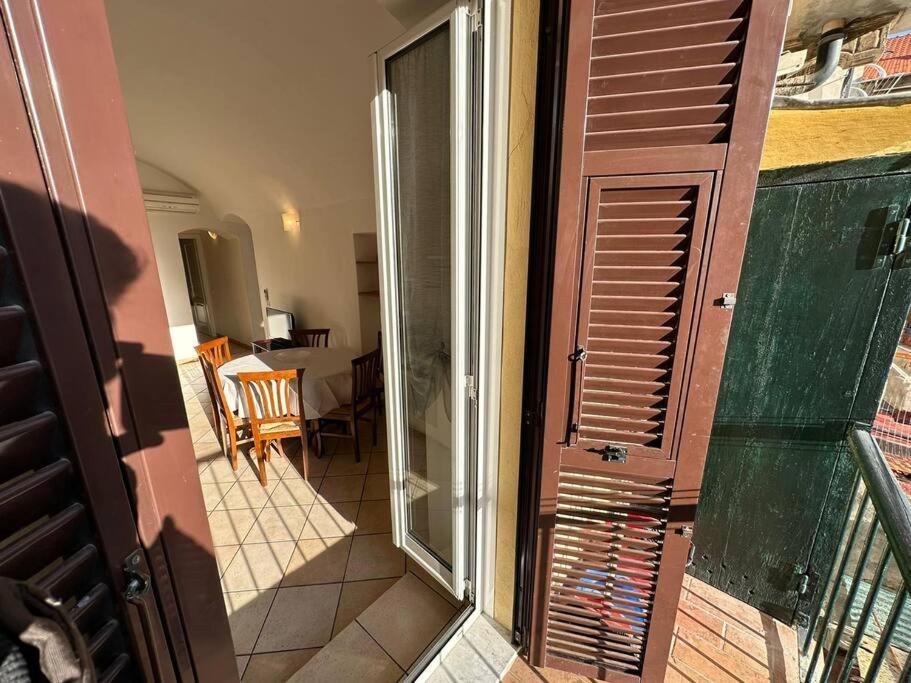2 Passi Dal Mare Di Alassio Ampio Trilocale Extérieur photo